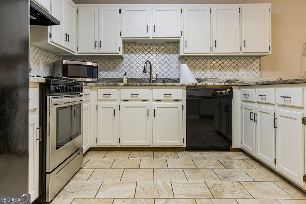2 Robin St Rome, GA 30165