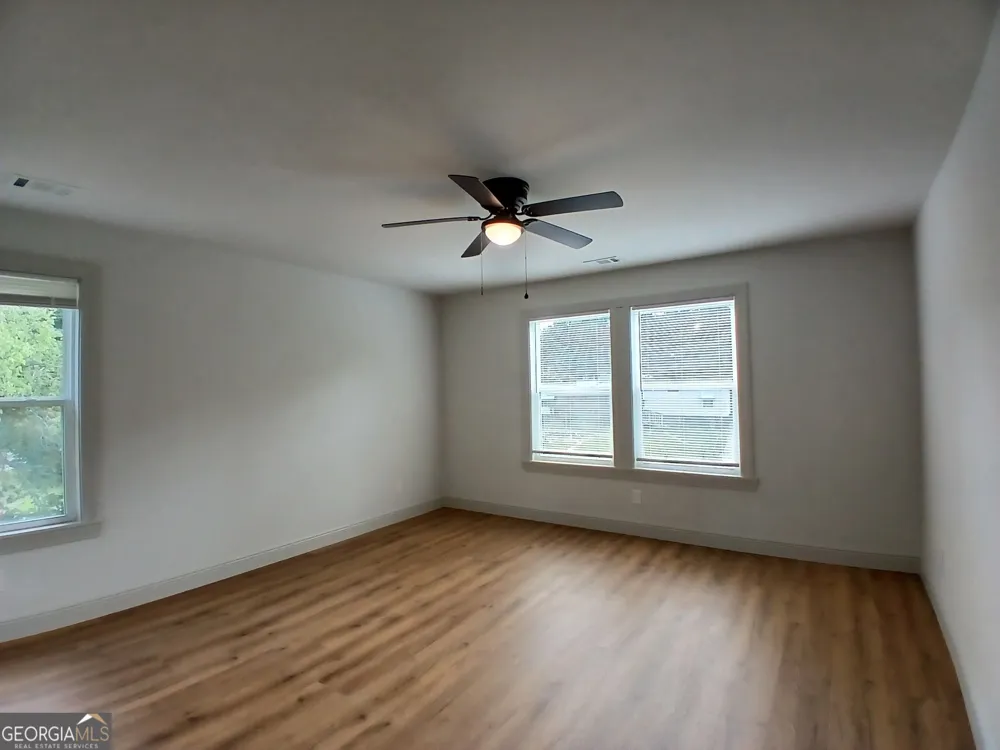 245 Lakeview DR Locust Grove, GA 30248