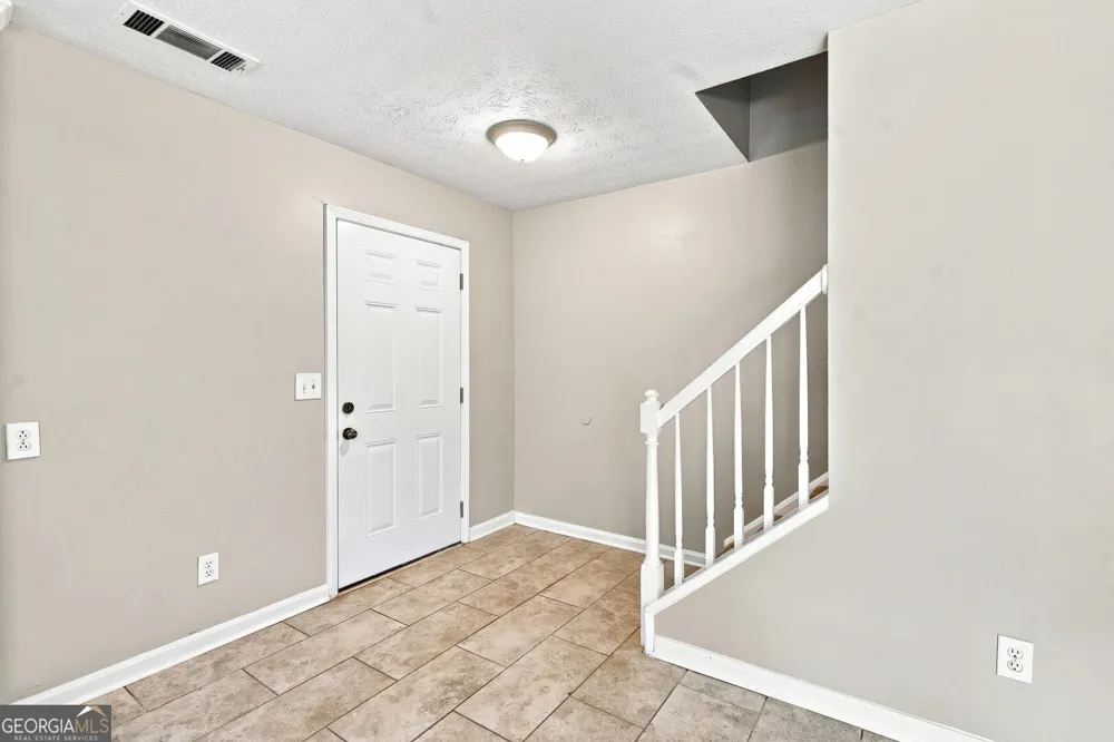 5557 Clover Rise LN Norcross, GA 30093
