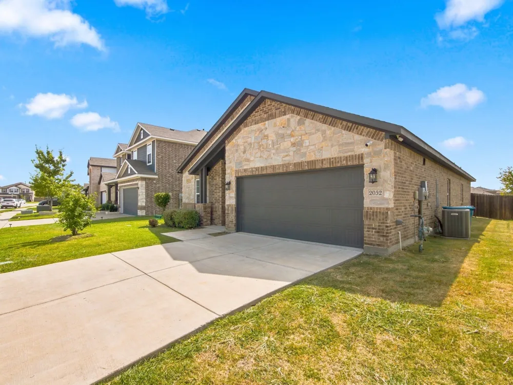 2052 Placerville Street Forney, TX 75126