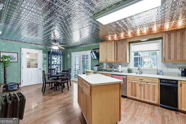 109 Sunset DR Statesboro, GA 30458