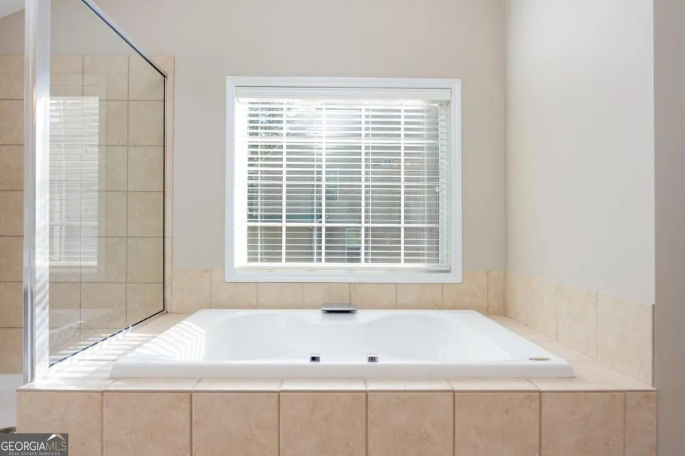 345 Revolution DR Peachtree City, GA 30269