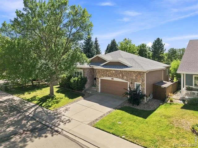 1715 Whitehall Drive Longmont, CO 80504