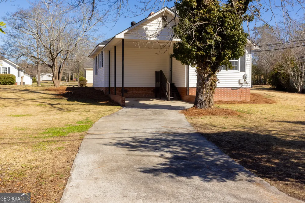 516 W Goodrich AVE Thomaston, GA 30286