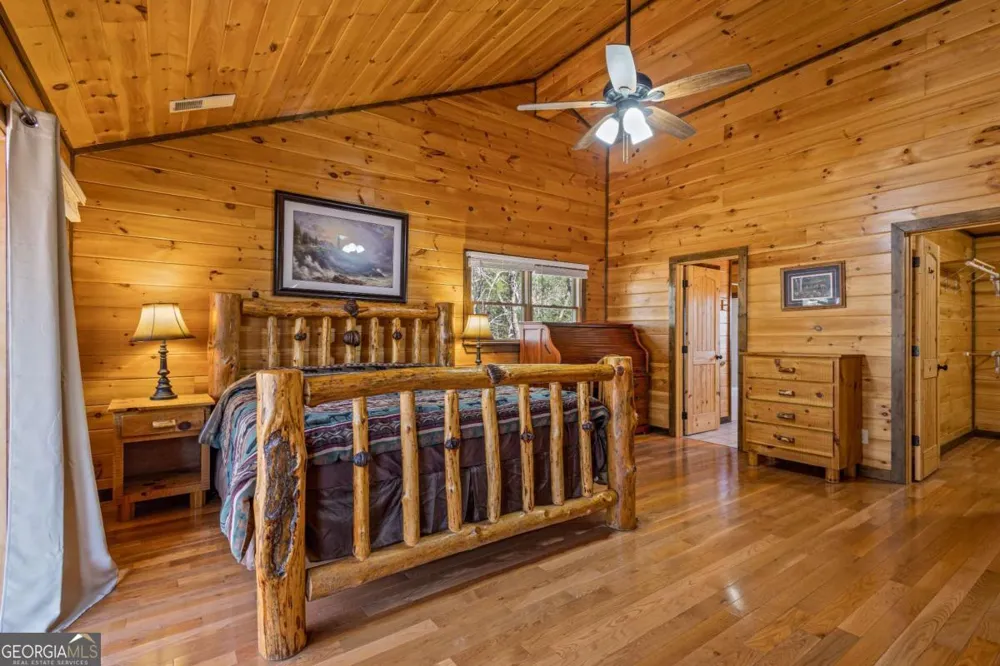 166 Dallas LN Blue Ridge, GA 30513