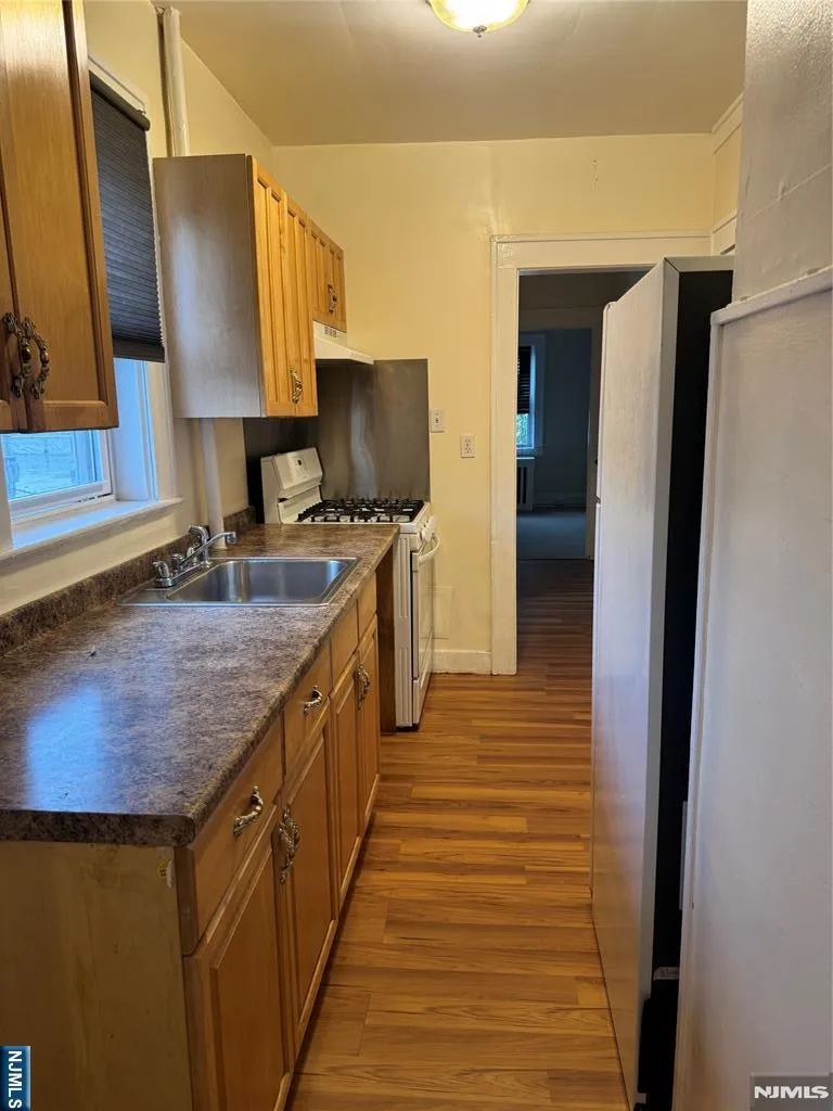 100 Washington Avenue 3 Bergenfield, NJ 07621