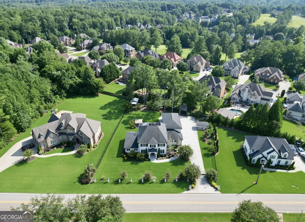 861 Bailey Woods RD Dacula, GA 30019