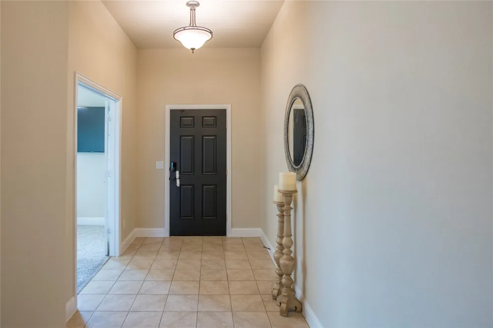 1305 Starlight Avenue Aubrey, TX 76227