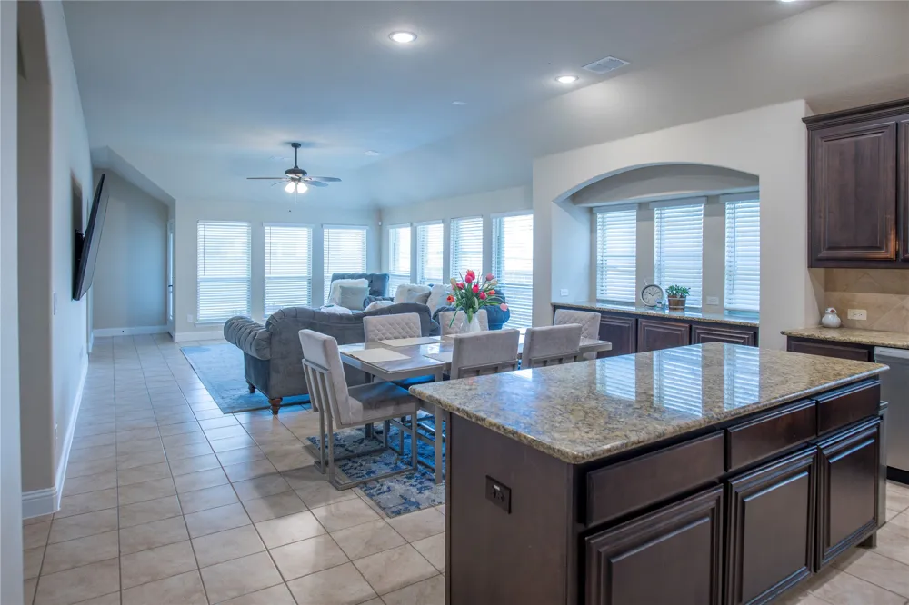 1305 Starlight Avenue Aubrey, TX 76227