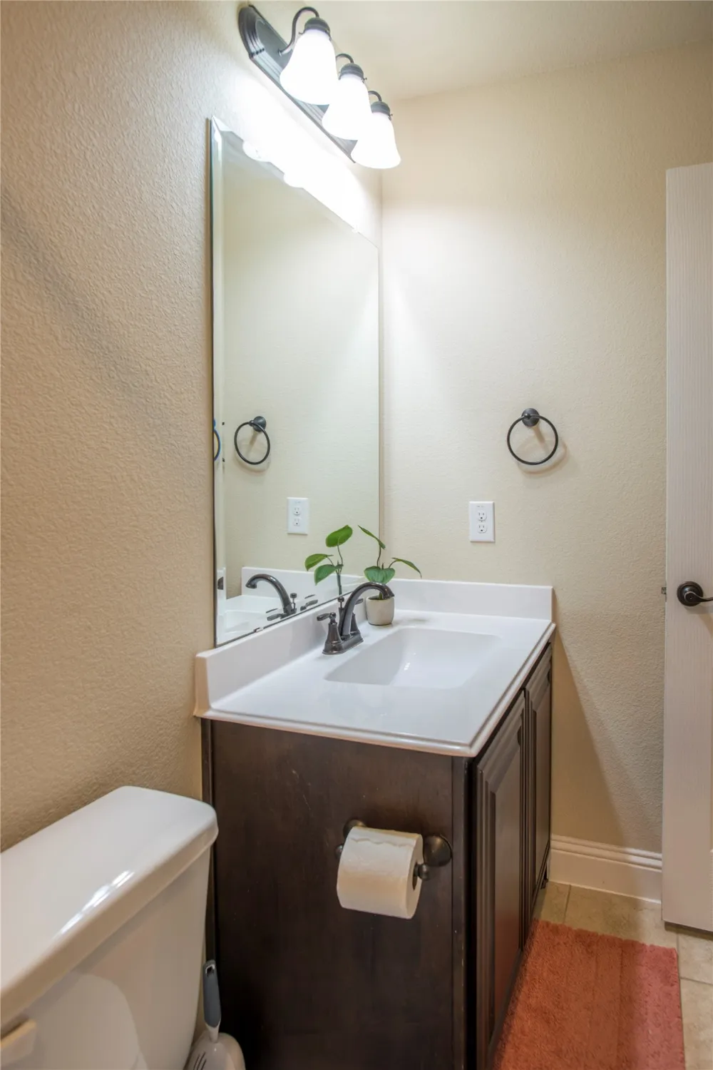 1305 Starlight Avenue Aubrey, TX 76227
