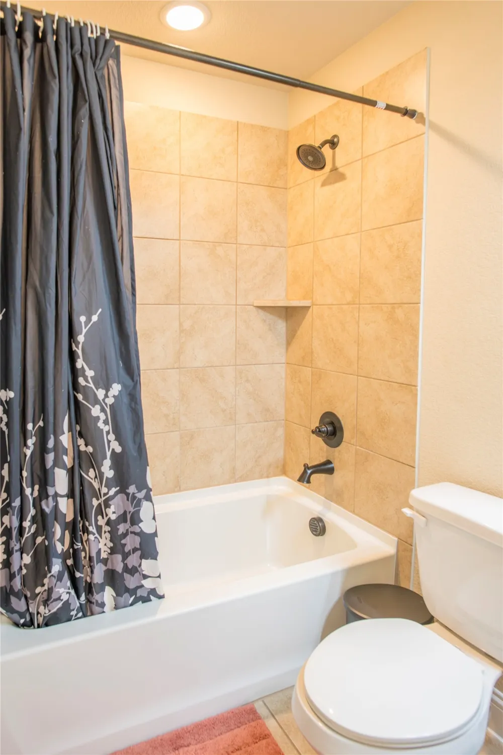 1305 Starlight Avenue Aubrey, TX 76227
