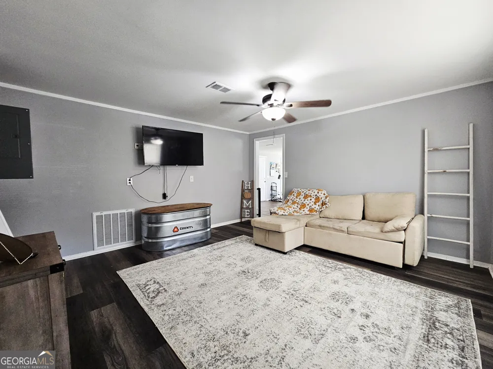 46 Gammon RD Carrollton, GA 30117