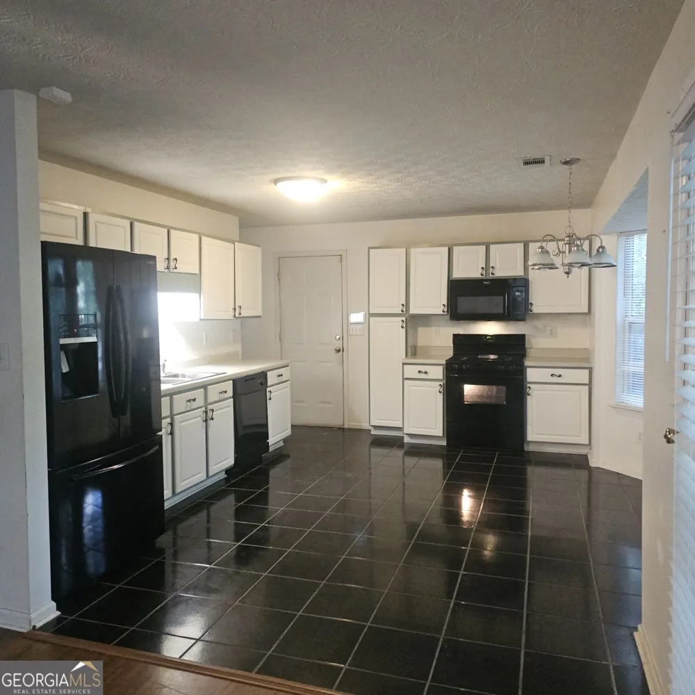 840 Revena DR Austell, GA 30168