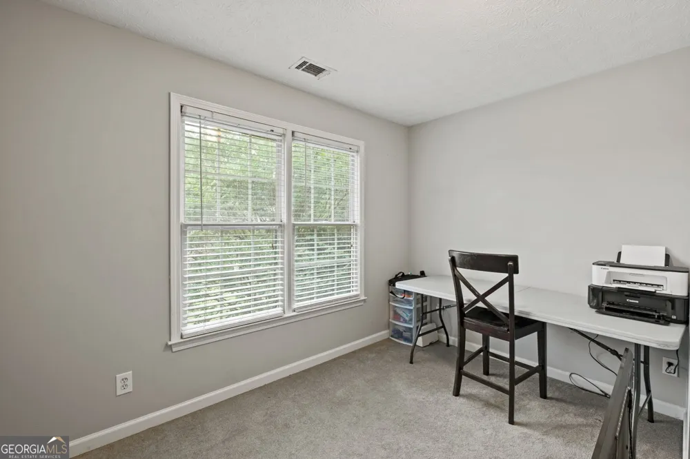 122 Brookhaven LN Canton, GA 30114