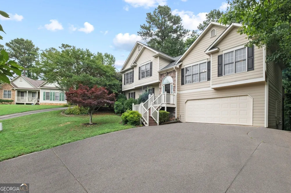 122 Brookhaven LN Canton, GA 30114