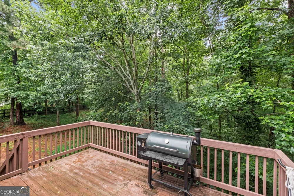 122 Brookhaven LN Canton, GA 30114