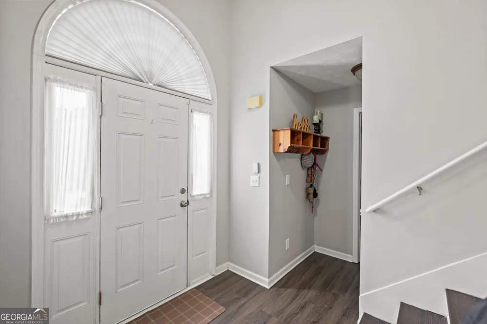 122 Brookhaven LN Canton, GA 30114