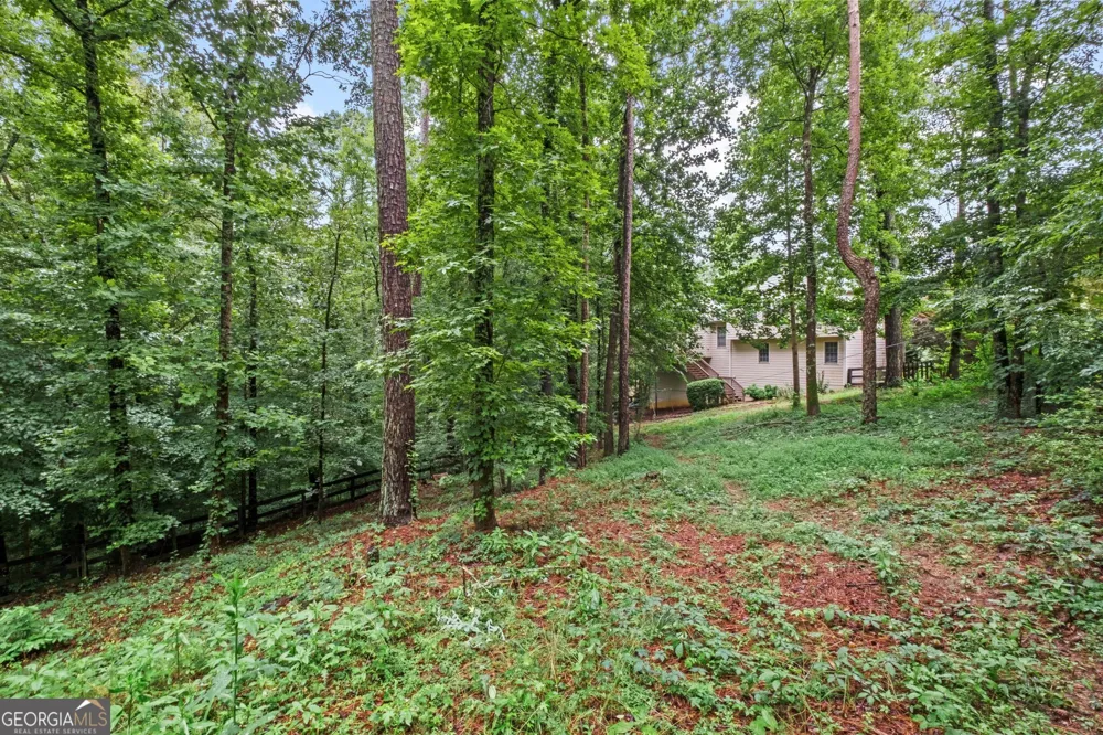 122 Brookhaven LN Canton, GA 30114