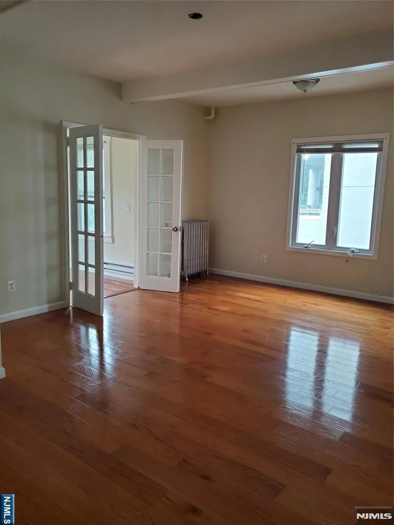 71 Aycrigg Avenue Passaic, NJ 07055
