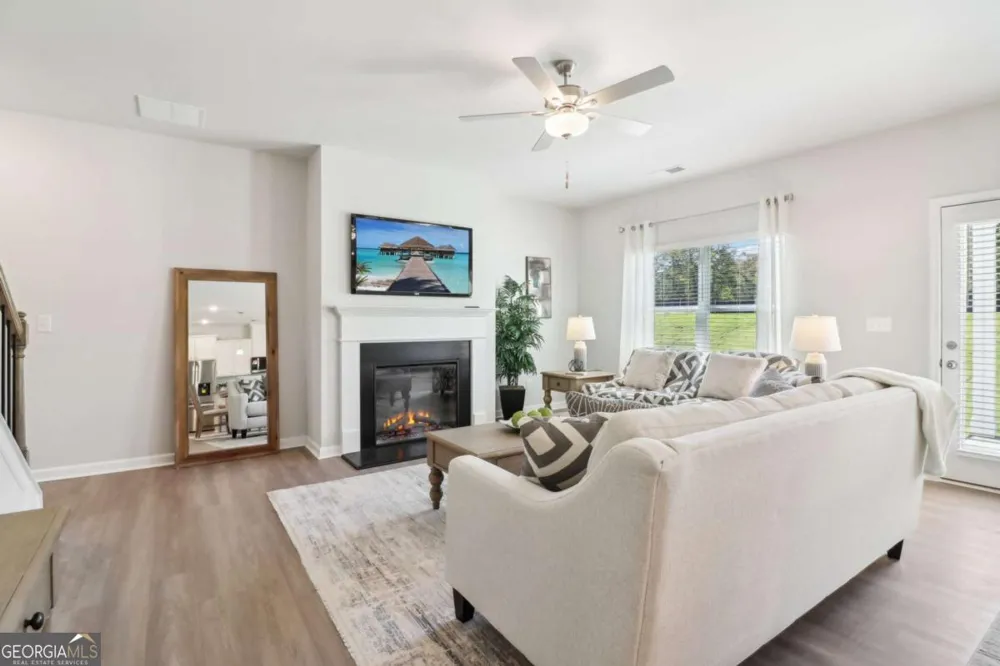 3716 Heron Creek CT Loganville, GA 30052