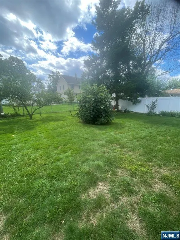 42 Annette Avenue 2 Hawthorne, NJ 07506