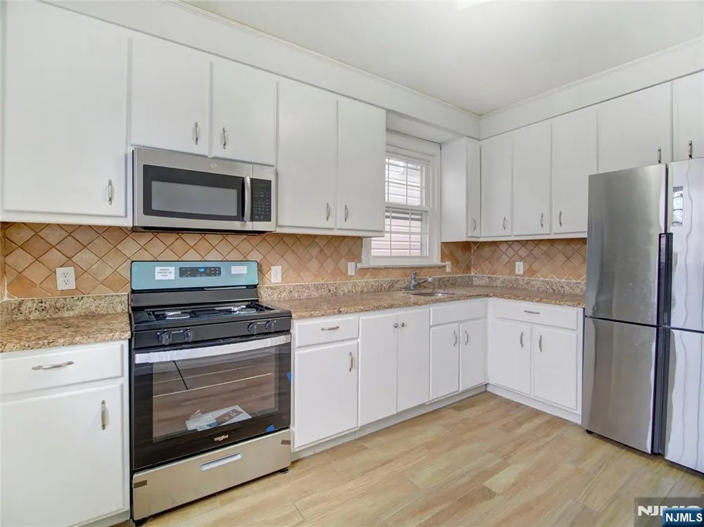 762 Summer Avenue Newark, NJ 07104