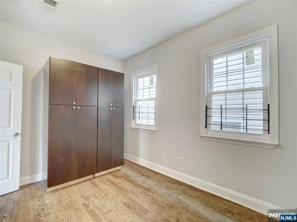 762 Summer Avenue Newark, NJ 07104