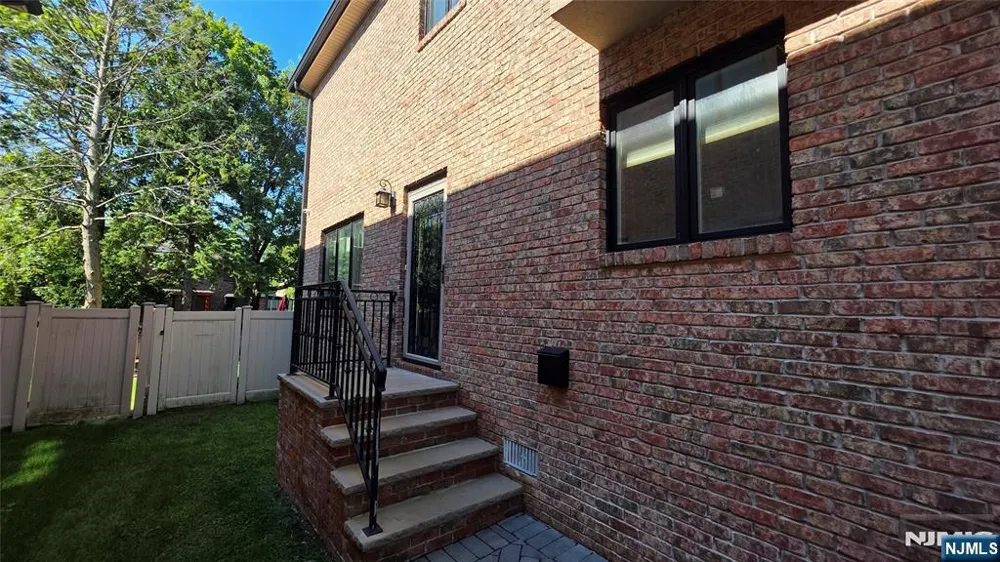 750 E Edgewater Avenue 1st FL Ridgefield, NJ 07657
