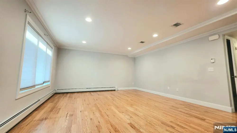 750 E Edgewater Avenue 1st FL Ridgefield, NJ 07657