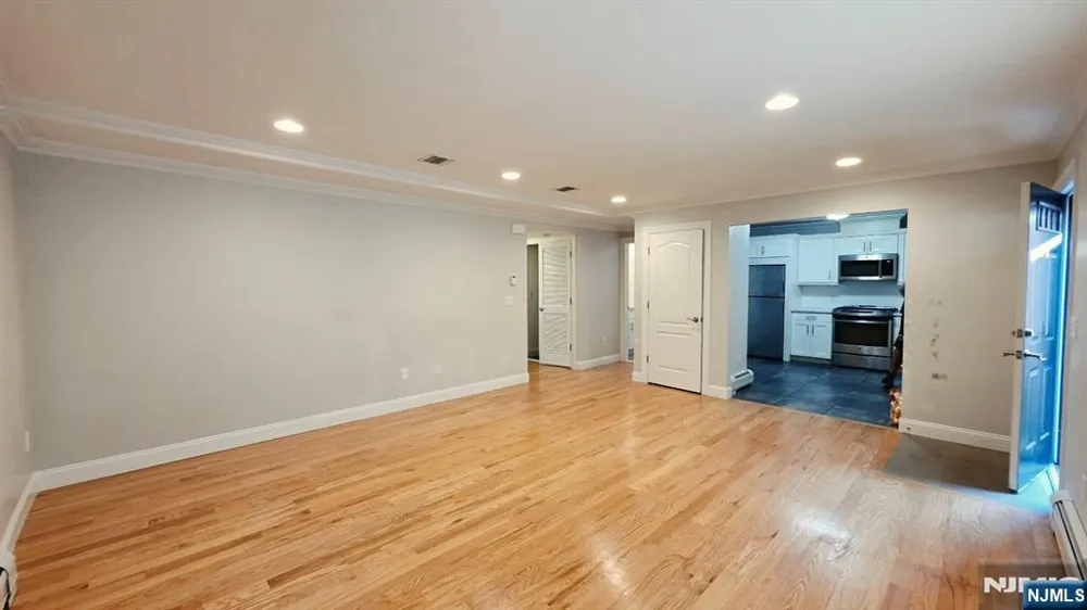 750 E Edgewater Avenue 1st FL Ridgefield, NJ 07657