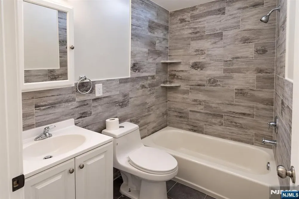 99 Passaic Avenue Hawthorne, NJ 07506