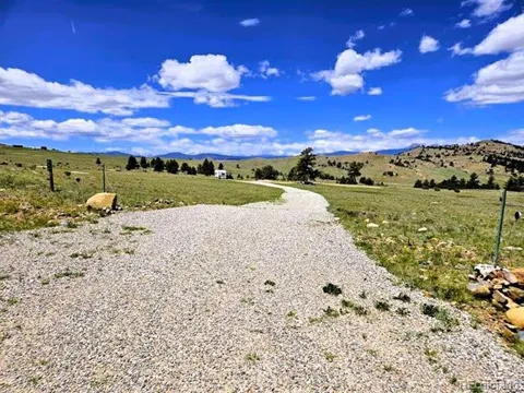 896 Guipago Trail