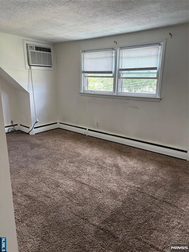 38 Rudolph Avenue 2 Elmwood Park, NJ 07407