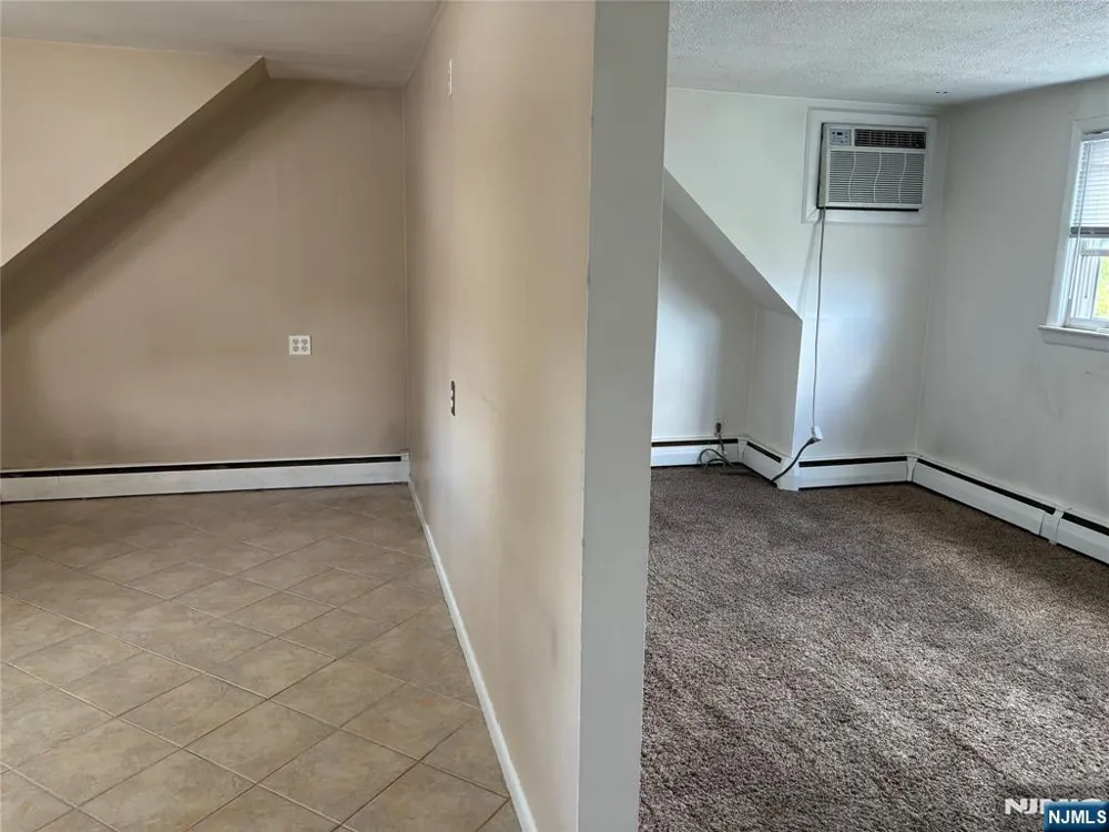 38 Rudolph Avenue 2 Elmwood Park, NJ 07407