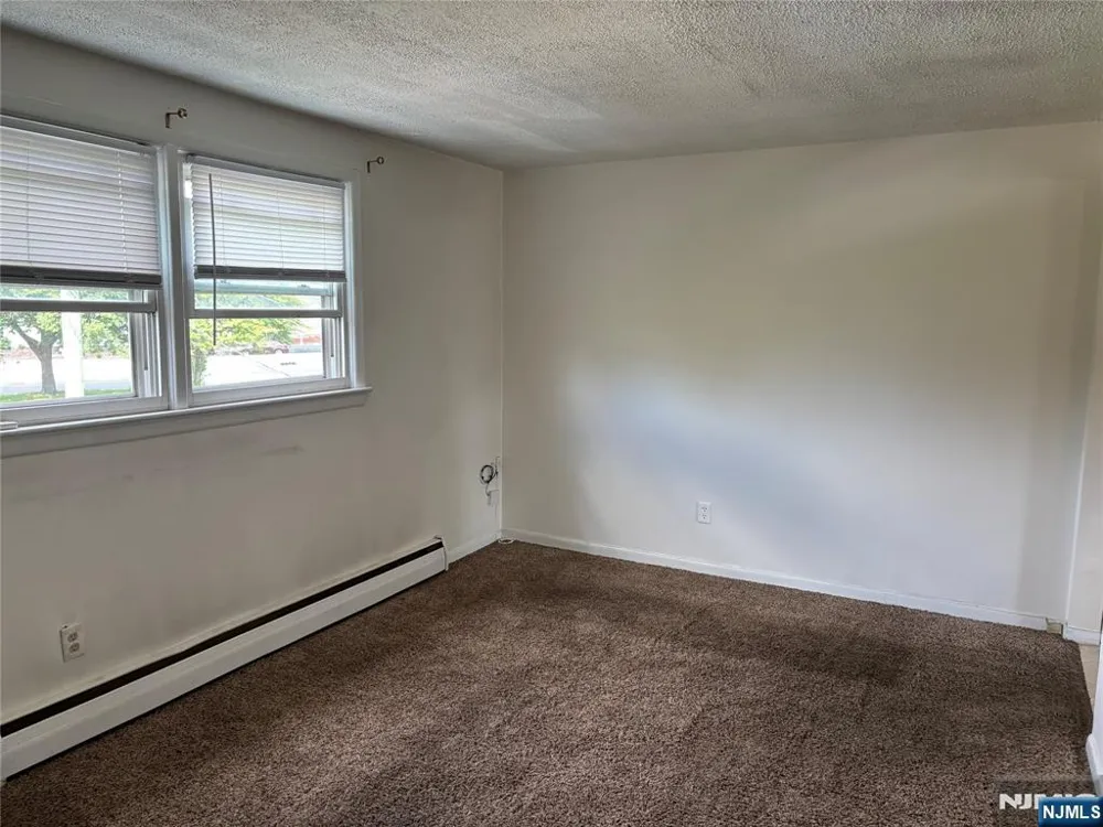 38 Rudolph Avenue 2 Elmwood Park, NJ 07407