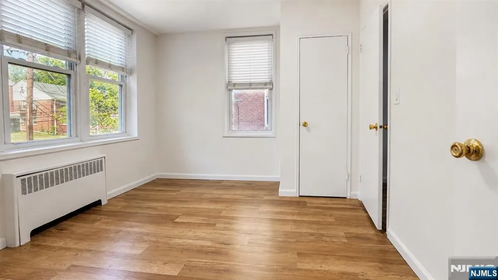 2160 Center Avenue 2L Fort Lee, NJ 07024