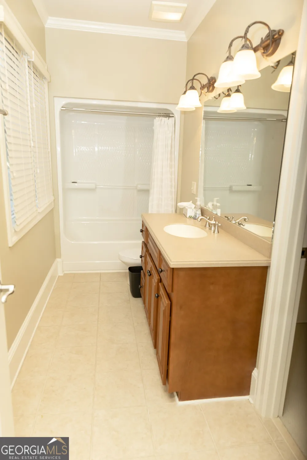 102 Arbor CT Dublin, GA 31021