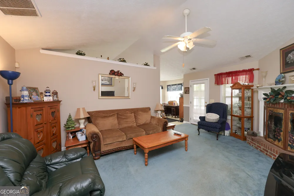 270 Roberts TRL Locust Grove, GA 30248