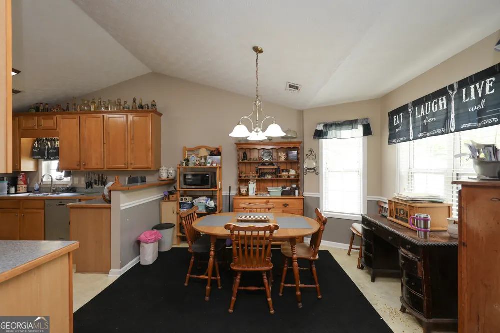 270 Roberts TRL Locust Grove, GA 30248