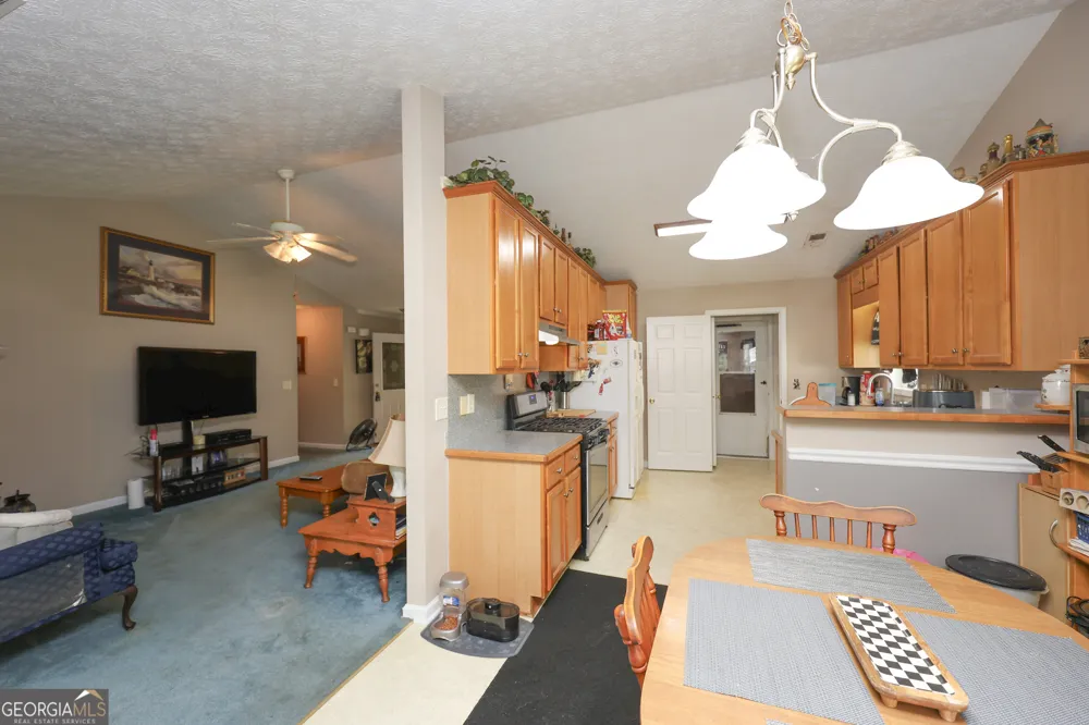 270 Roberts TRL Locust Grove, GA 30248
