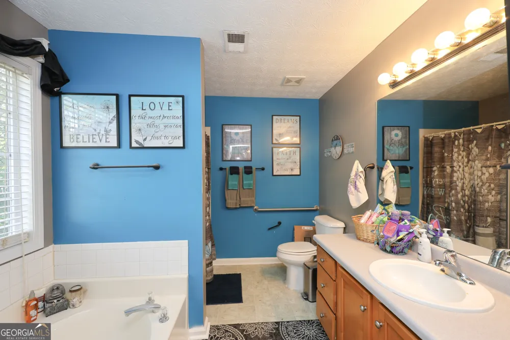 270 Roberts TRL Locust Grove, GA 30248