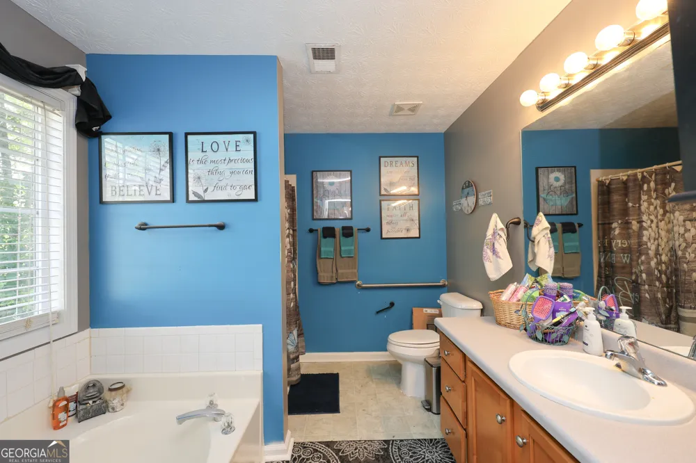 270 Roberts TRL Locust Grove, GA 30248