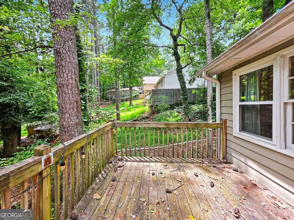 916 Little River LN Woodstock, GA 30189