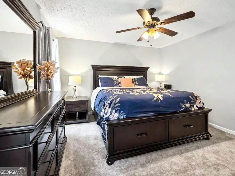 916 Little River LN Woodstock, GA 30189