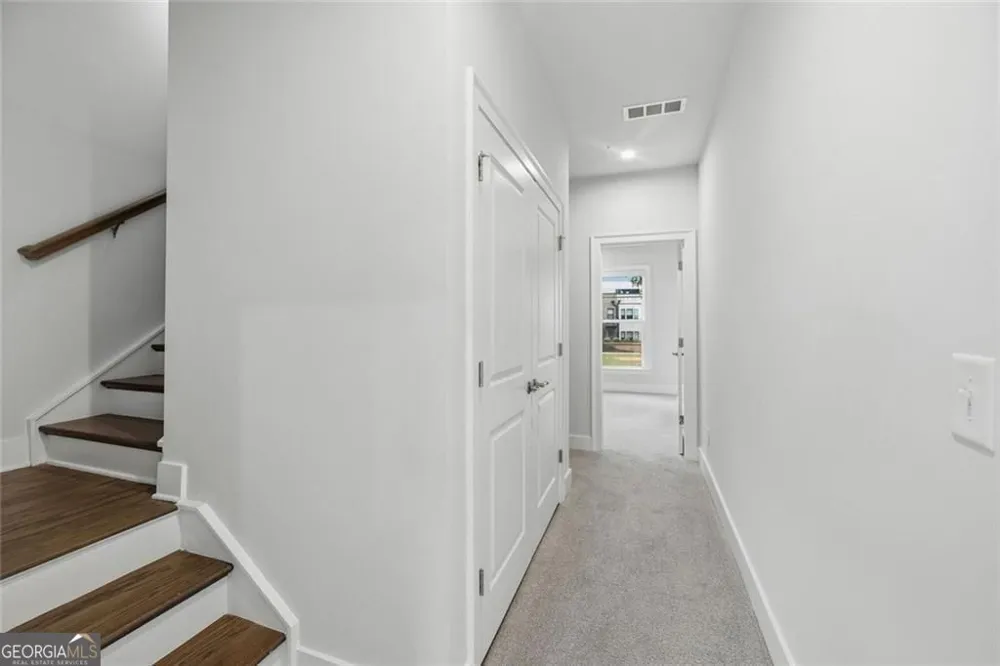1012 Burnside LN NW Atlanta, GA 30318