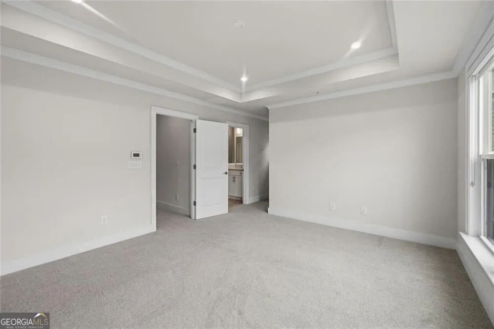 1012 Burnside LN NW Atlanta, GA 30318
