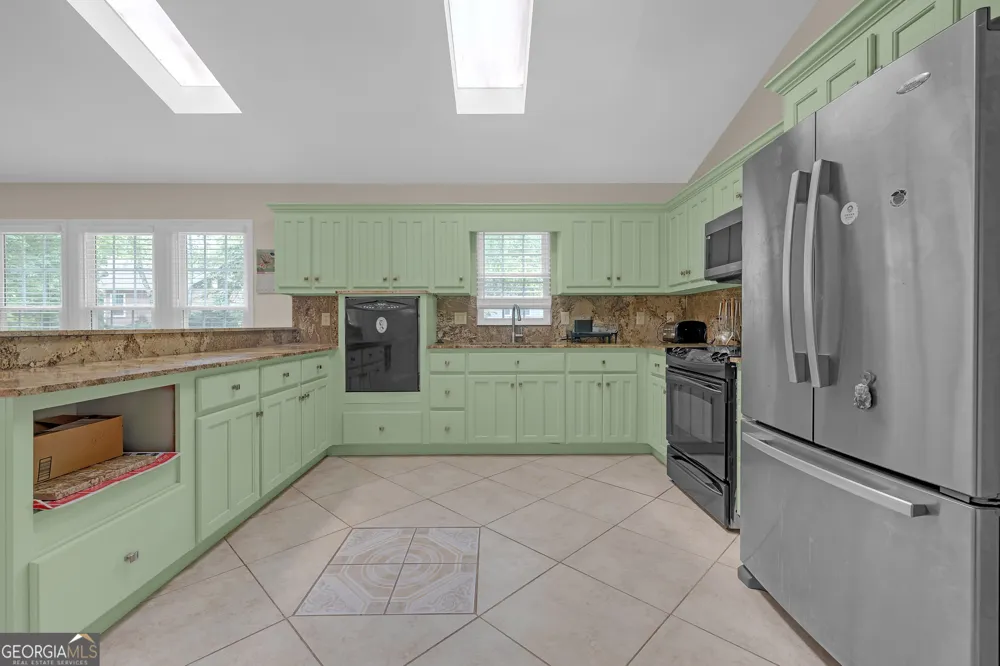 2694 Elmhurst CT NW Kennesaw, GA 30152