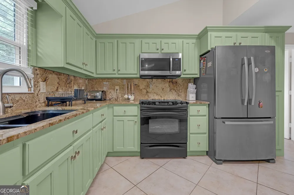 2694 Elmhurst CT NW Kennesaw, GA 30152