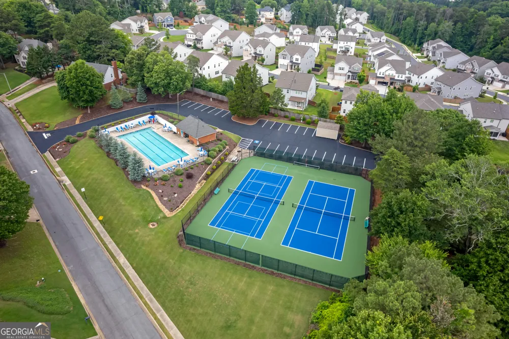 2694 Elmhurst CT NW Kennesaw, GA 30152
