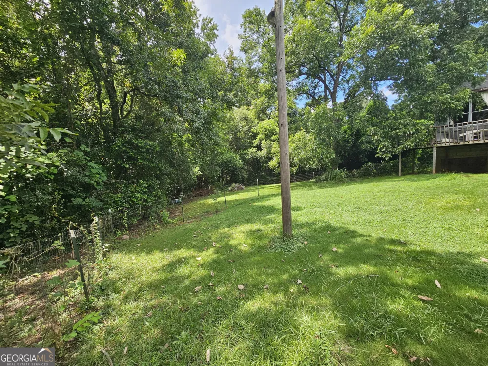 221 Brantley RD Warner Robins, GA 31093